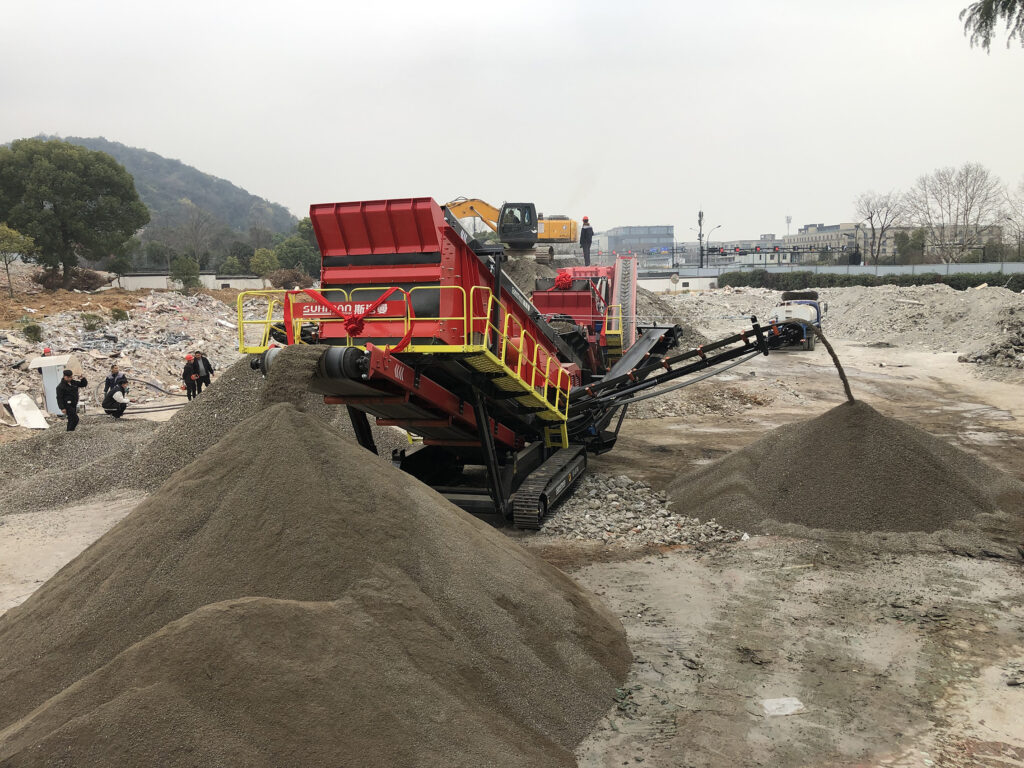 Why More Customers Are Choosing Mobile Mining Crushers